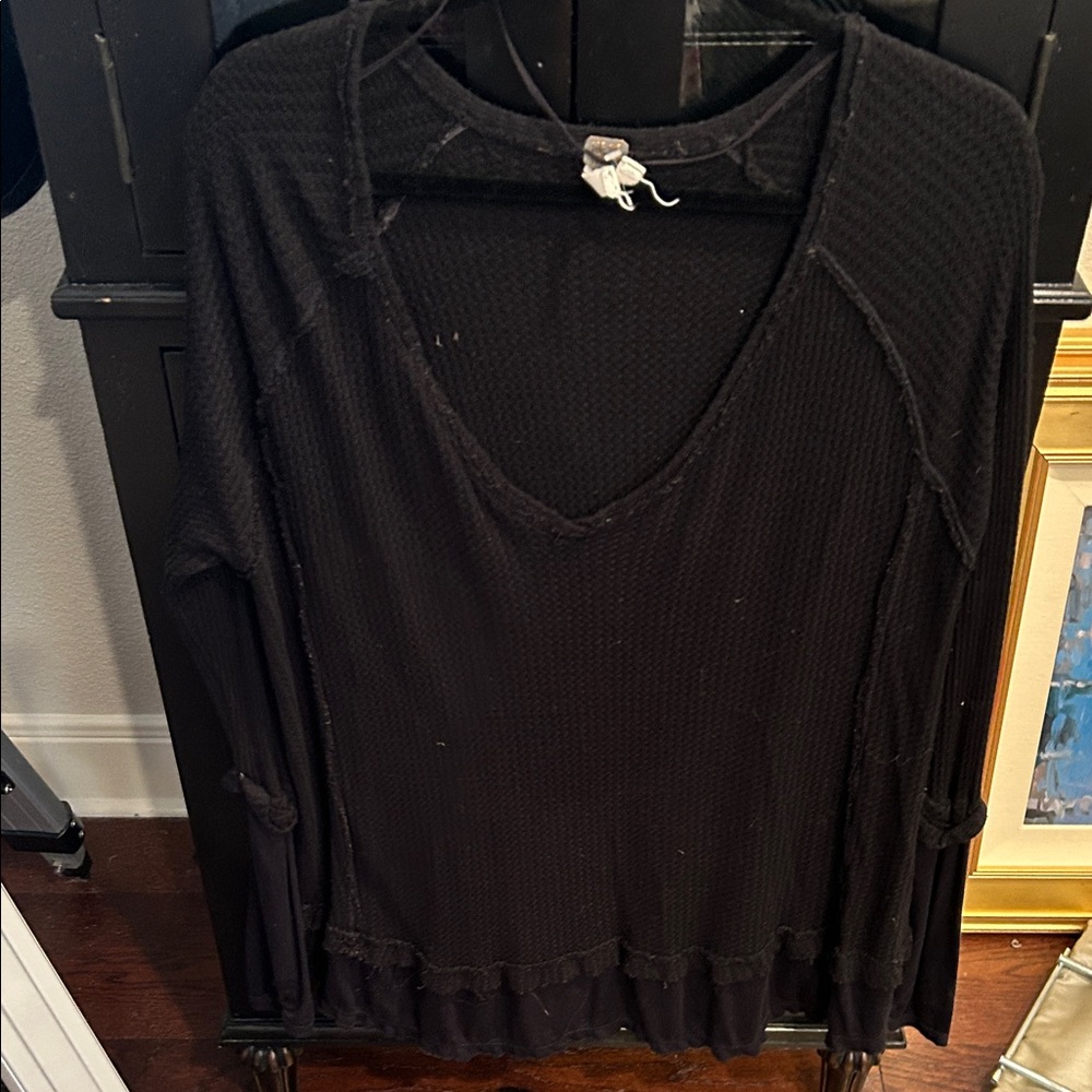 We The Free Women's Black V-Neck Top